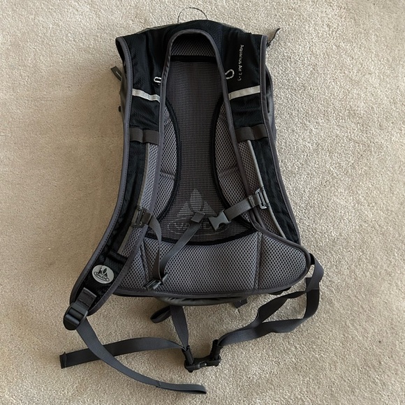 Vaude Small Backpack - Picture 2 of 11